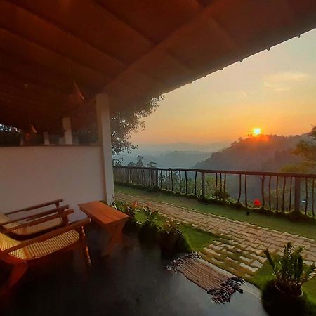 Rainbow Sky Cottage Ella Luaran gambar