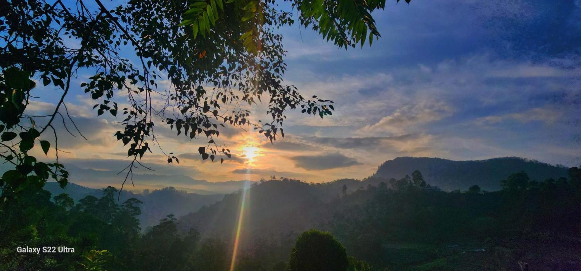 Rainbow Sky Cottage Ella Luaran gambar