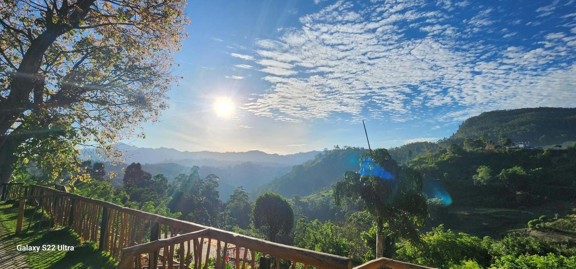 Rainbow Sky Cottage Ella Luaran gambar