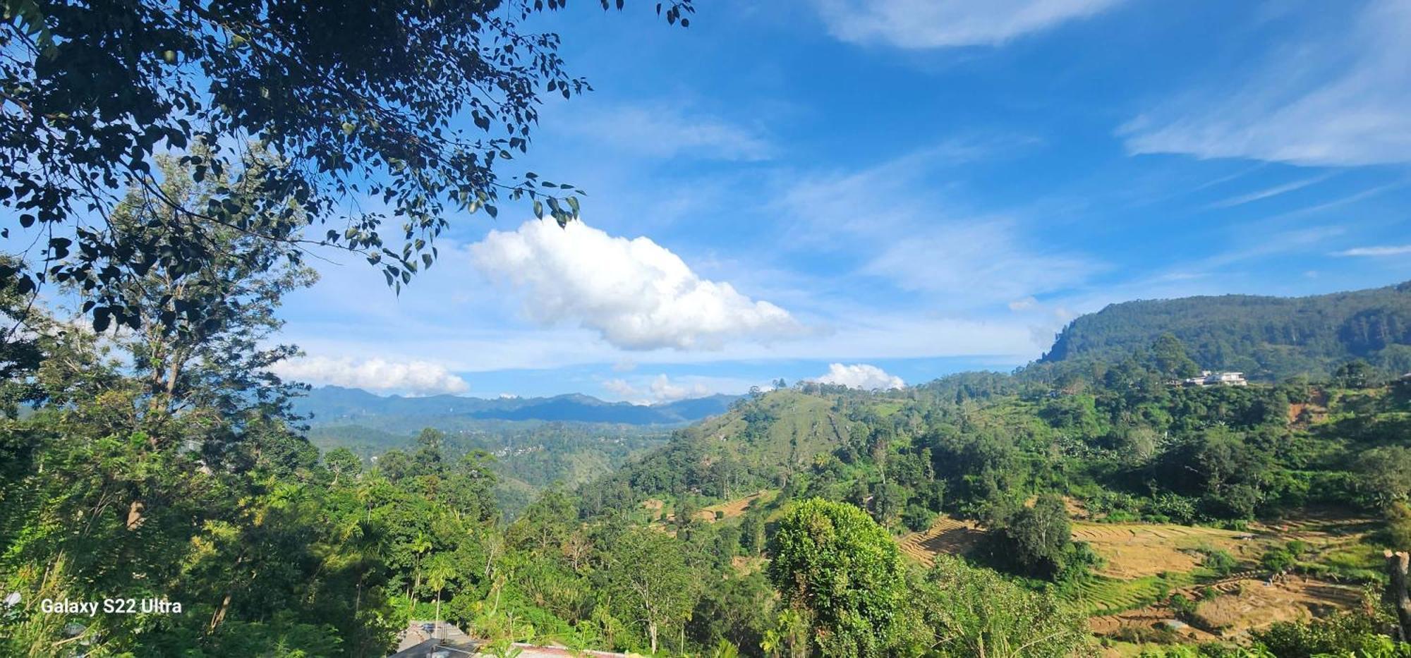 Rainbow Sky Cottage Ella Luaran gambar